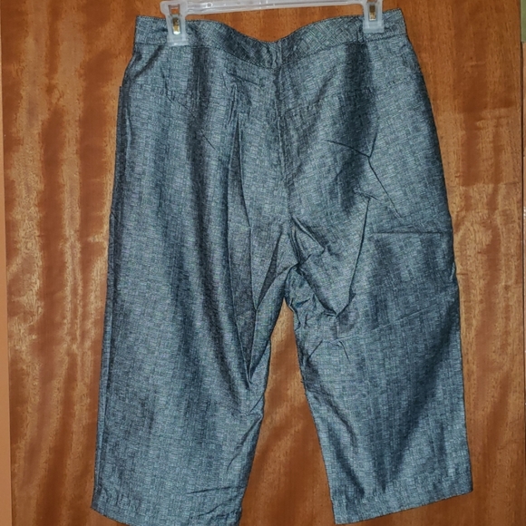 DEREK LAM Business casual Capris - Picture 3 of 5